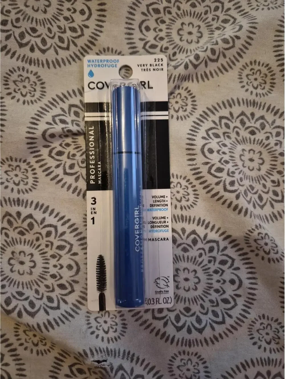 CoverGirl Professional 3-in-1 Waterproof Mascara 225 Very Black 0.3oz